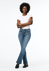 Jean taille mi-haute et coupe bootcut pour femme Mid Rise Bootcut Queen, indigo délavé - BL15831