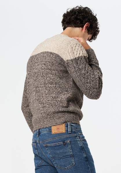Wintor Men's Relaxed Colorblock Cable Knit Sweater color DUNE