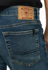 Ash Men's Slim Freedom Flex Jeans, Authentic Wash - BM26017