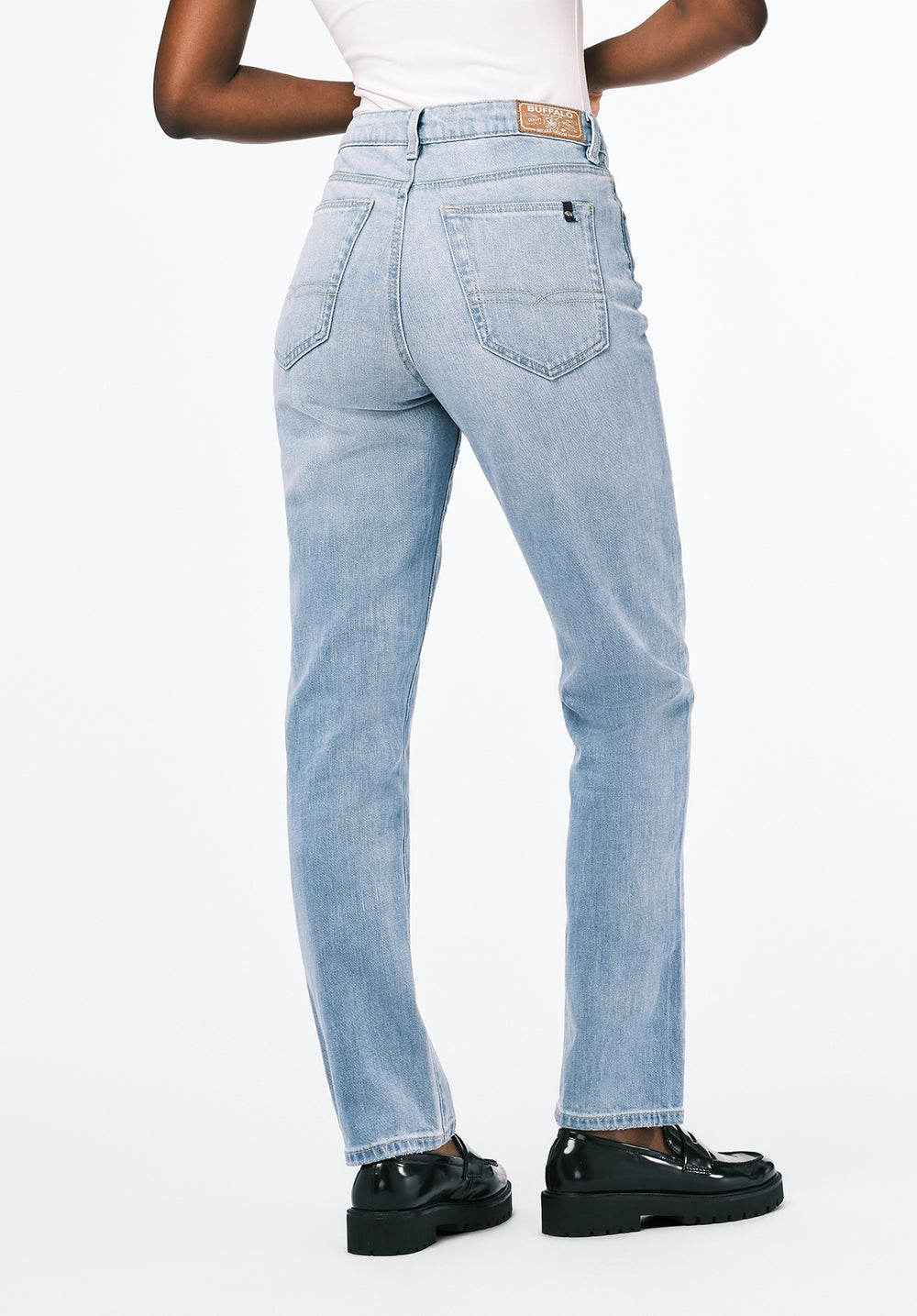 High Rise Straight Jayden Women's Jeans in Light & Soft Blue