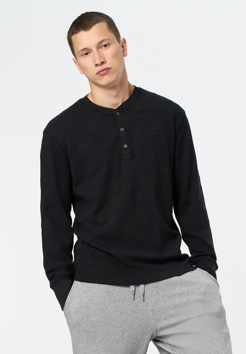 Kandid Men's Long-Sleeve Relaxed Henley Top color BLACK