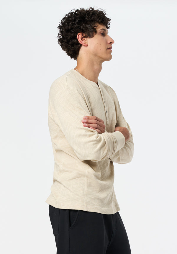 Kandid Men's Long-Sleeve Relaxed Henley Top color PEYOTE