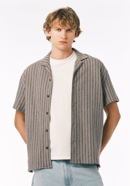 Buffalo David Bitton Koddy Men’s Textured Striped Short Sleeve Boxy Knit Shirt COLOR Meteorite 