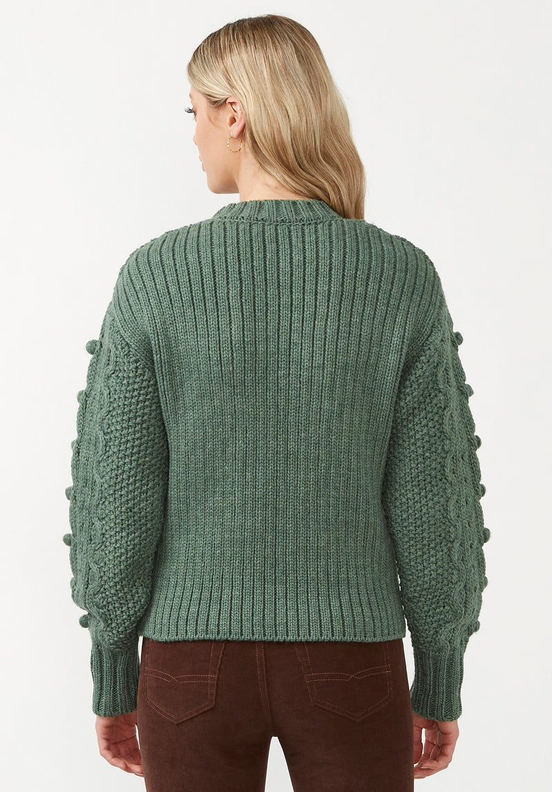 Larsa Women s Crew Neck Sweater in Dark Green SW0021F